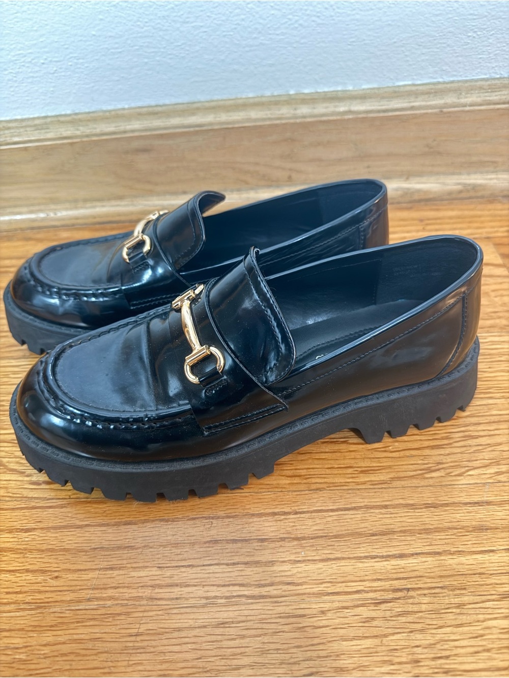 Dream Pairs- Black faux Leather platform Loafer with Gold Bit Hardware - Women